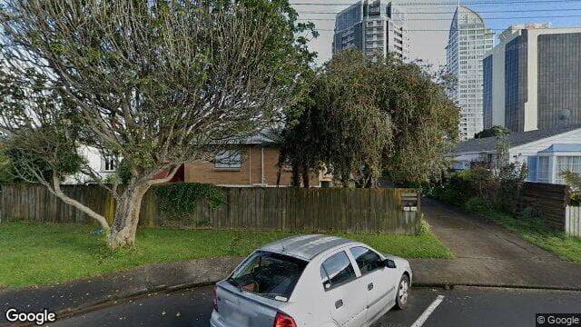 1/21 Bracken Avenue