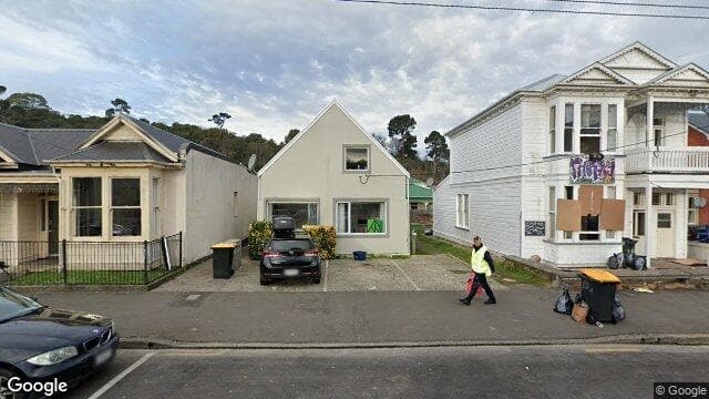 Street view of 2/635 Castle Street