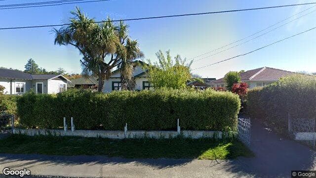 77 Birdwood Avenue