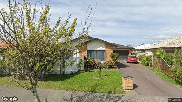 11 Beaufort Pl