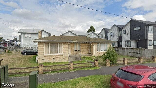 Street view of 1B Inverness Avenue