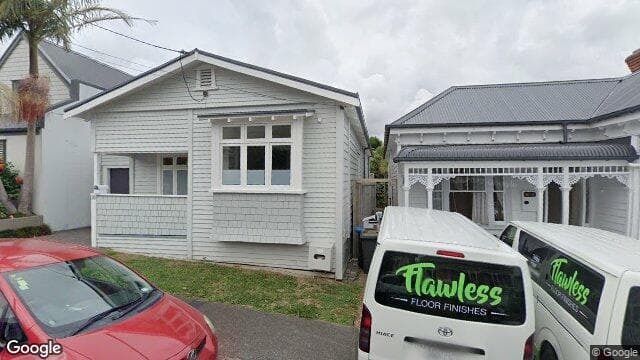 30 O'Neill Street