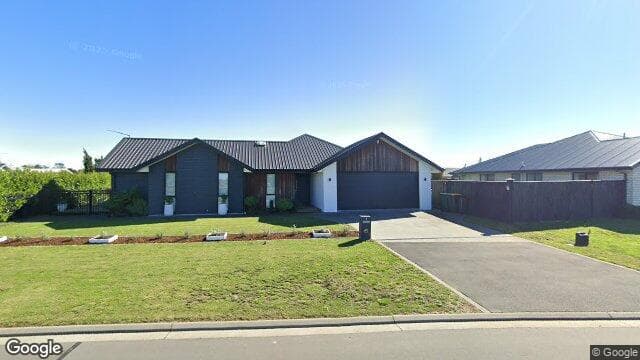 30 Thornborough Drive