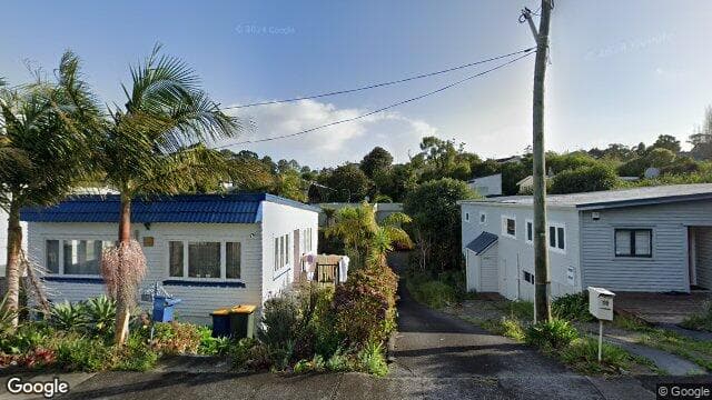 Street view of 2/19 Kenmure Avenue