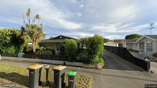 1/126 Lake Terrace Road