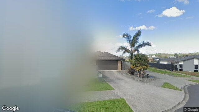 13 Millbrae Pl