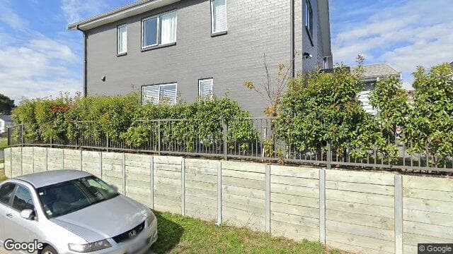 5 George McWhirter Avenue