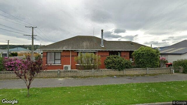 5 Churchill Street
