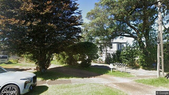 Street view of 1B Warren Avenue
