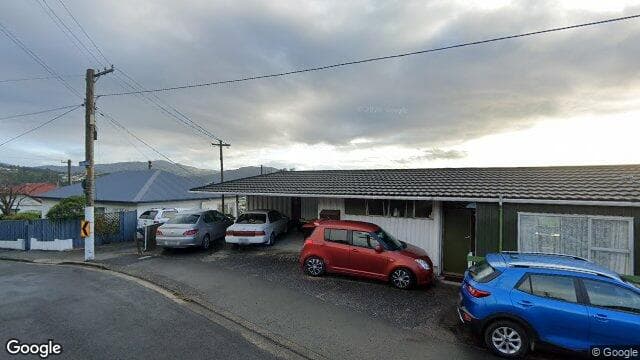 f3/67 Easther Crescent