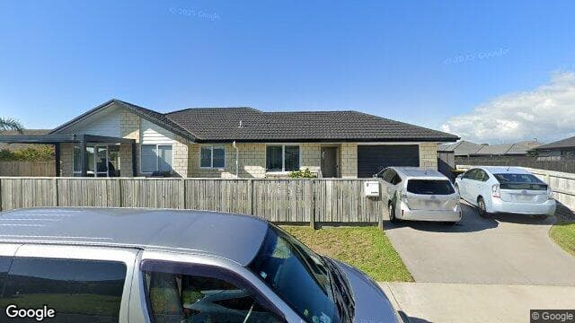 5 Kanapa Close