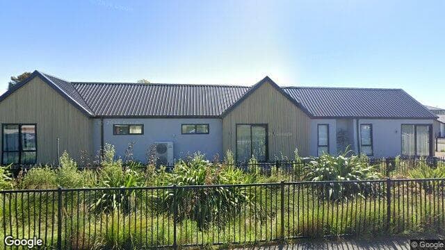 1 Amberite Place