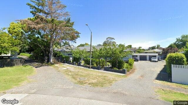 1/8 Chambers Street
