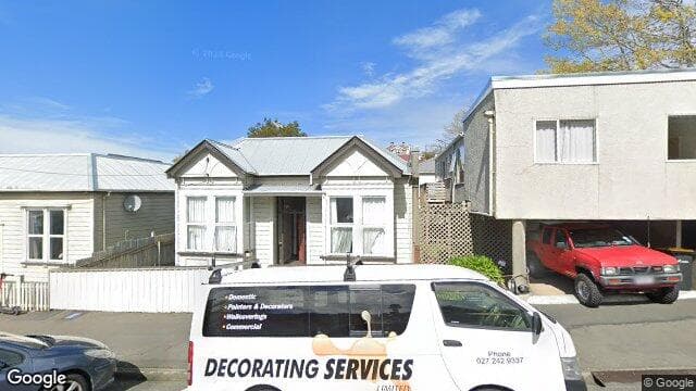 Street view of 143 Dundas Street