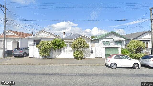Street view of 127 Onepu Road
