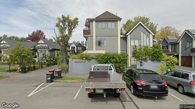 Street view of 10/170 Peterborough St