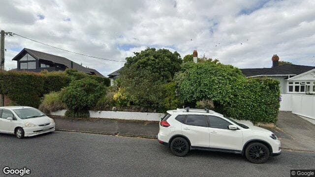 21B Bayswater Ave