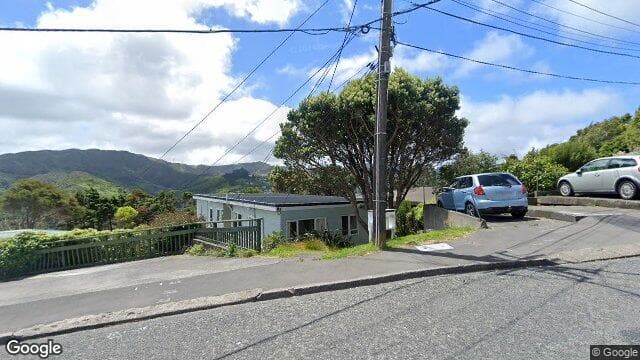 Street view of 2/17 Huntingdon Steet