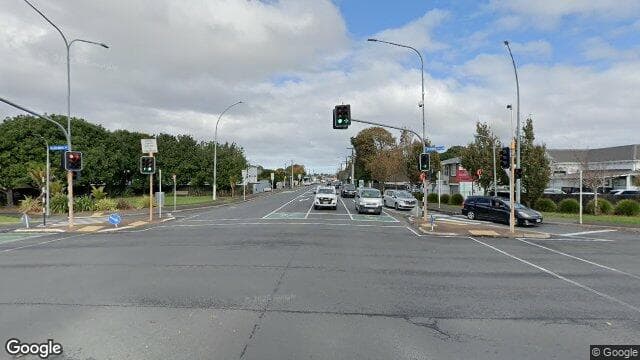 Street view of 46b Leslie Avenue