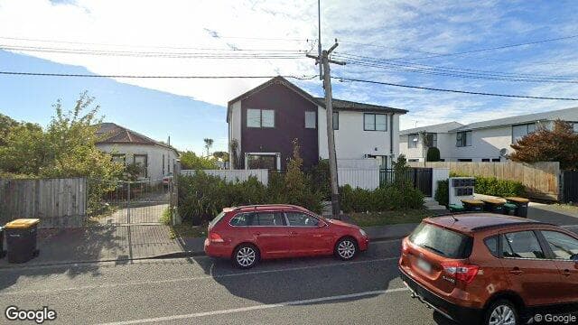 Street view of 2/550 Barbadoes St