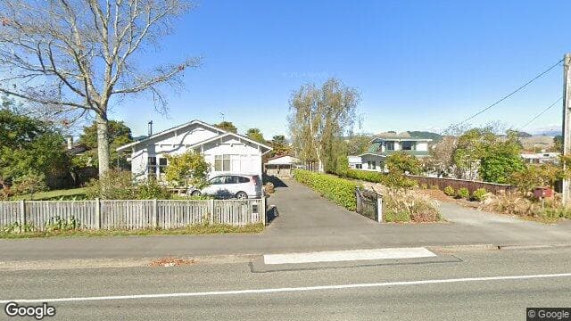 26 Lord Rutherford Road North