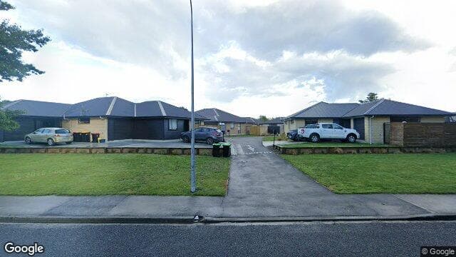 11A Alder Crescent