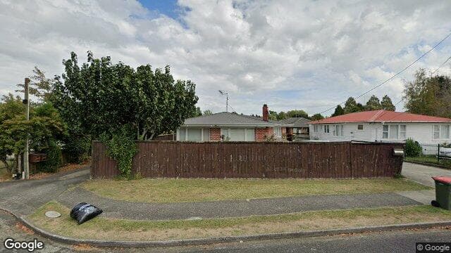 24A Brocas Avenue