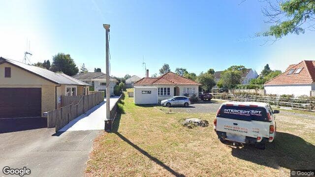 2 Tamihana Avenue