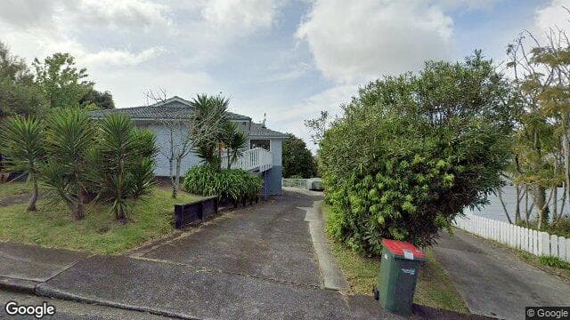 24 Noeleen Street