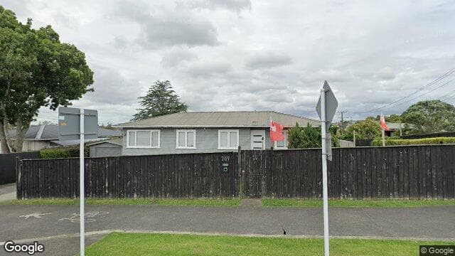 Street view of 209 New Windsor Road