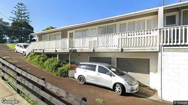 2/231 E Titirangi Road