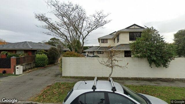 1/16 Sayers Crescent