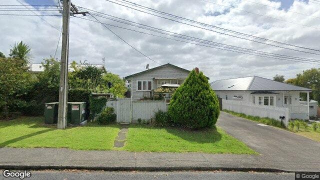 2/6 Evan Street
