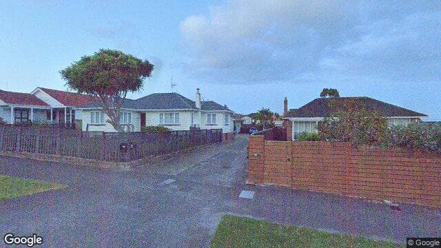 Street view of 2/425 Blockhouse Bay Road