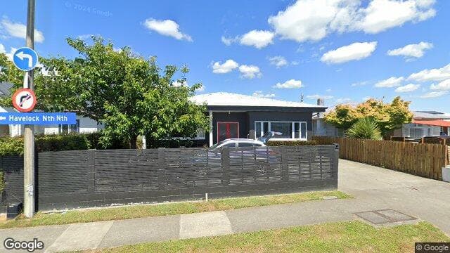 1111A Heretaunga Street East