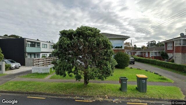 2/766 Beach Road