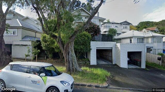12 Charlton Avenue