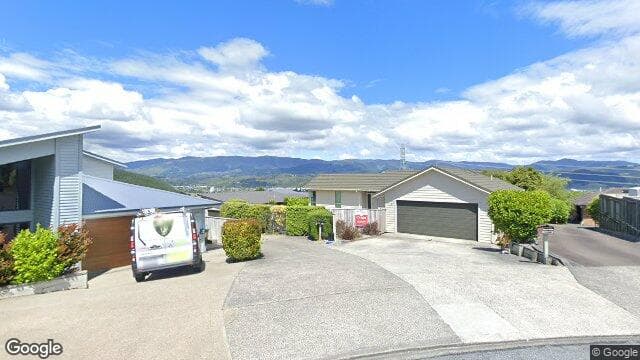 Street view of 29 McEwen Crescent