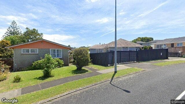 Street view of 2/5 Carole Crescent