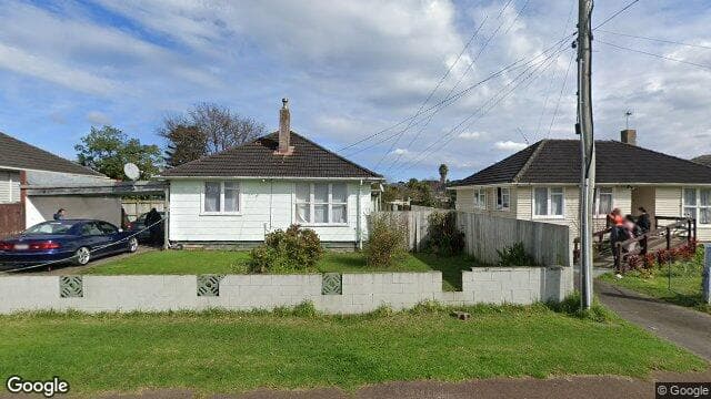 2 3/75 Jolson Road