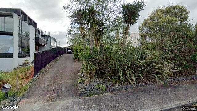 38 Te Arawa Street