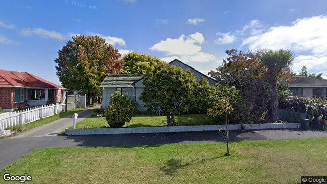 9 Roberta Drive
