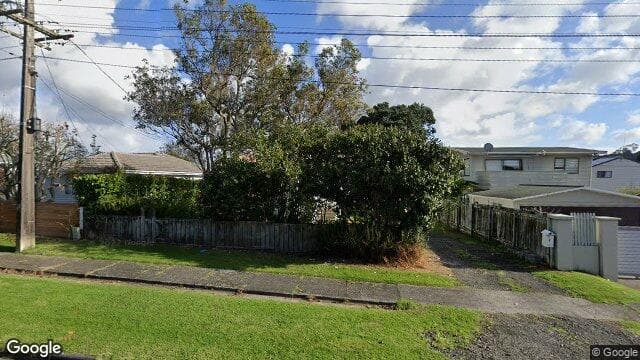 8 Gazelle Avenue