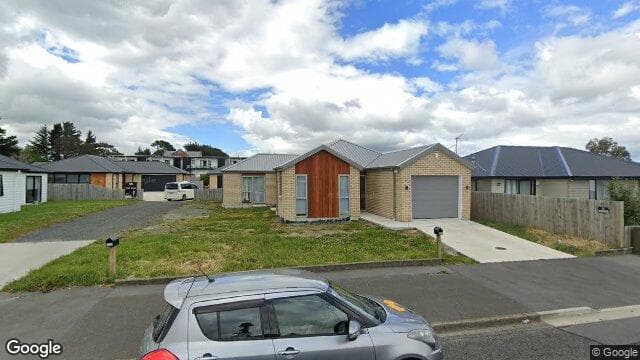 Street view of 267 Crinan Street