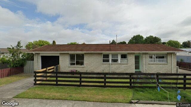 22 Christie Crescent