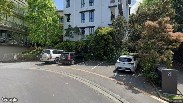 3b/8 Laxon Terrace