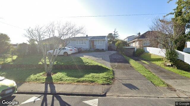 Street view of 2/14 Buller Crescent