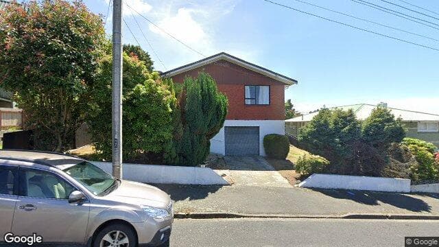 22 Preston Crescent