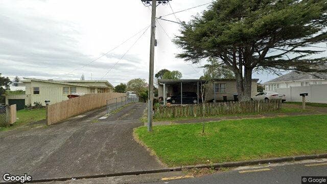 25 Banks Road