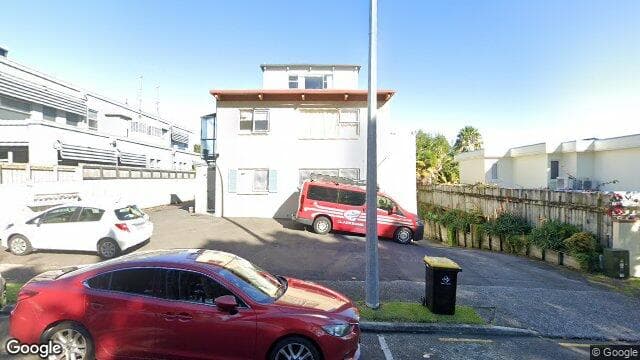 5/110 Hamilton Street